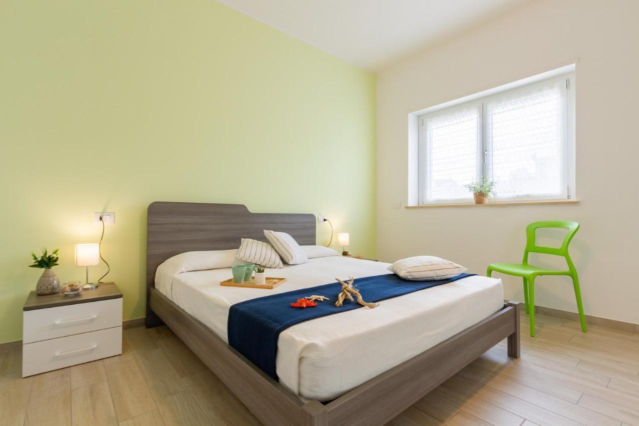 Апартаменты Giada 1P - Palazzina Laura Myho Casa Торторето Экстерьер фото